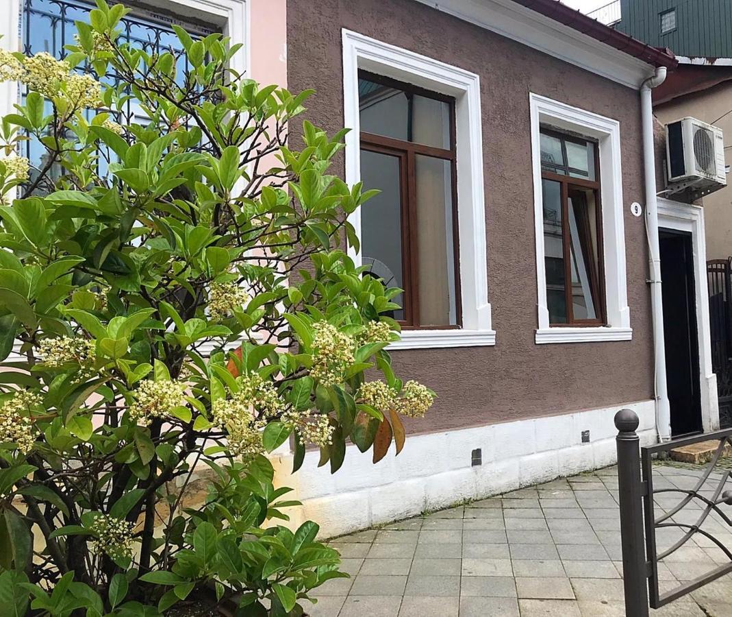 Old Batumi Apartment On Kostava 9 Экстерьер фото