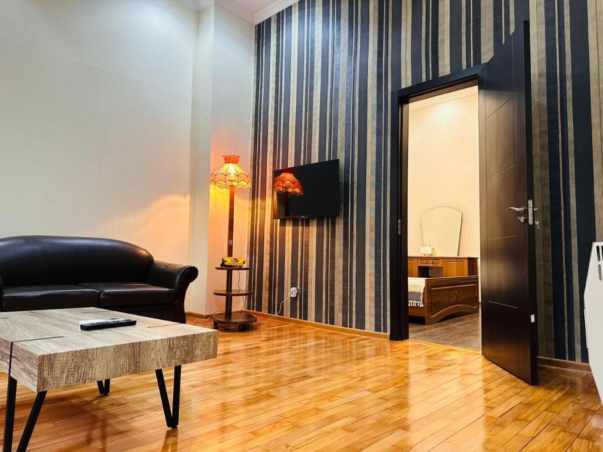 Old Batumi Apartment On Kostava 9 Экстерьер фото